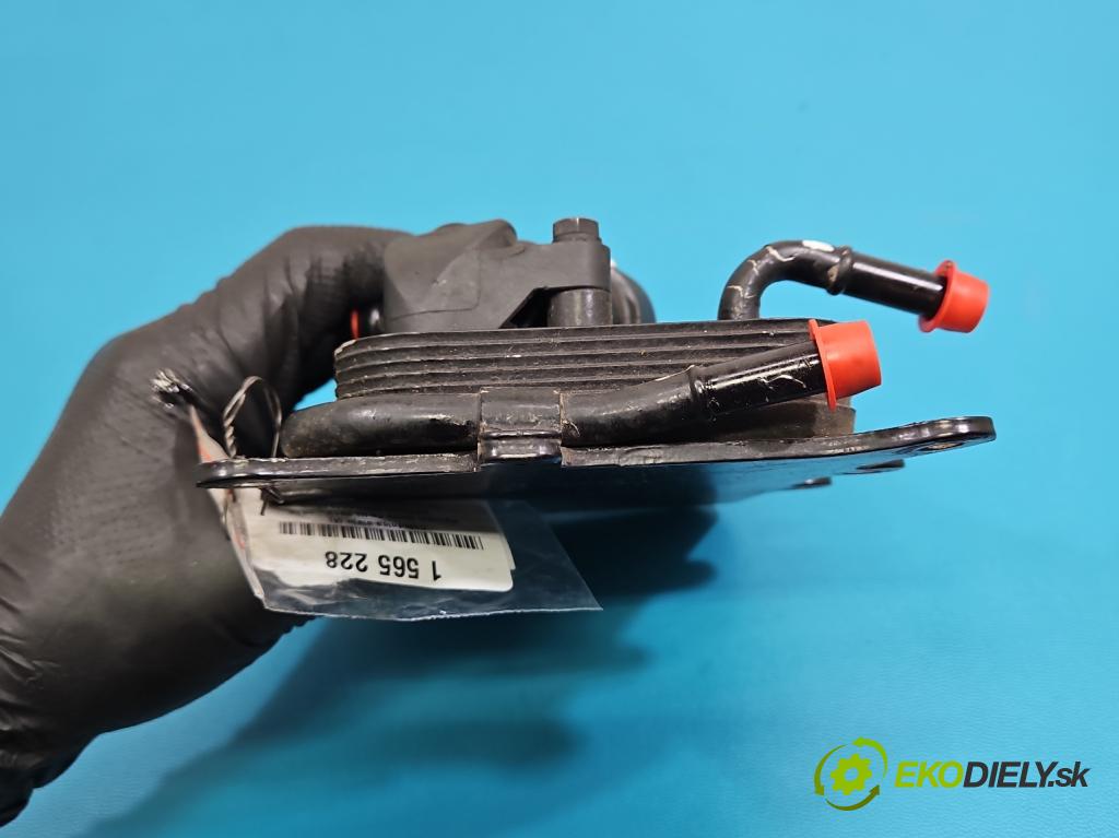 Hyundai Santa Fe III 2012–2018 2.4 GDI 190 hp automatic 140 kW 2359 cm3 5- Chladič olej: 25630-D3000