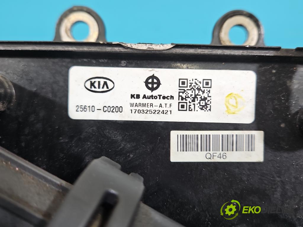 Hyundai Santa Fe III 2012–2018 2.4 GDI 190 hp automatic 140 kW 2359 cm3 5- Chladič olej: 25630-D3000