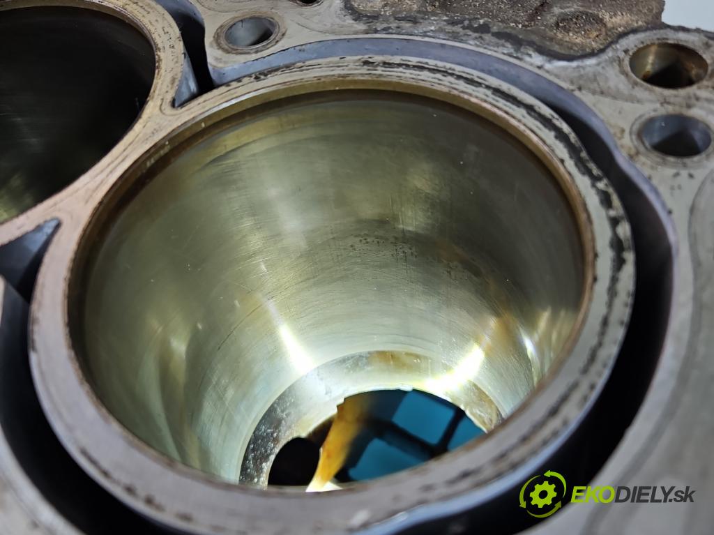 Hyundai Santa Fe III 2012–2018 2.4 GDI 190 HP automatic 140 kW 2359 cm3 5- Blok motora G4KJ (Blok motora)