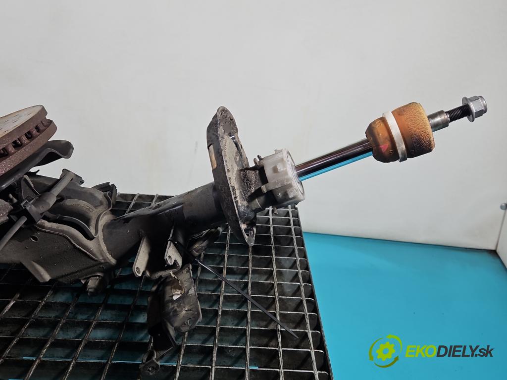 Mercedes A W177 2018- 2.0 T 306KM automatic 225 kW 1991 cm3 4- tlumič přední pravý A1773200800 (Klika dveří ostatní)