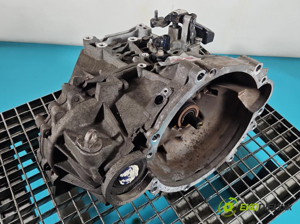 Hyundai I30 III 2016- 1.6 crdi 116 HP manual 85 kW 1598 cm3 5- prevodovka stupeň,rýchlosť manual WMJ6A