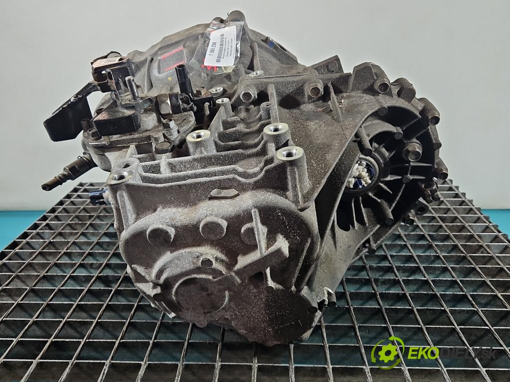 Hyundai I30 III 2016- 1.6 crdi 116 HP manual 85 kW 1598 cm3 5- prevodovka stupeň,rýchlosť manual WMJ6A