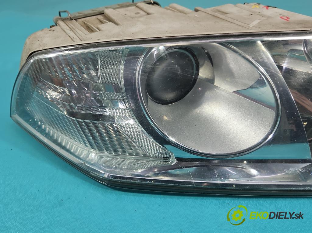 Skoda Octavia II 2004-2013 1.9 tdi 105 HP manual 77 kW 1896 cm3 5- Reflektor: pravý  (Svetlo predné pravé)