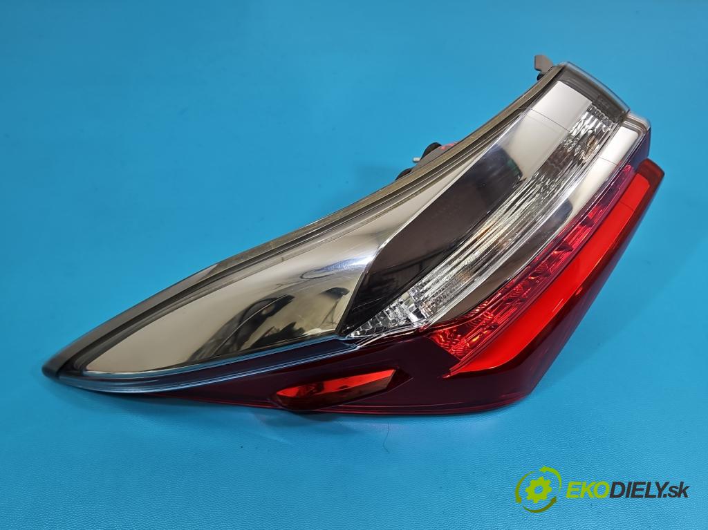Toyota Corolla E16/E18  2013-2019 1.6 16V 132  HP manual 97 kW 1598 cm3 4- svetlo / reflektor zadné ľavé 81560-02A80 (Kľučka dverí ostatné)