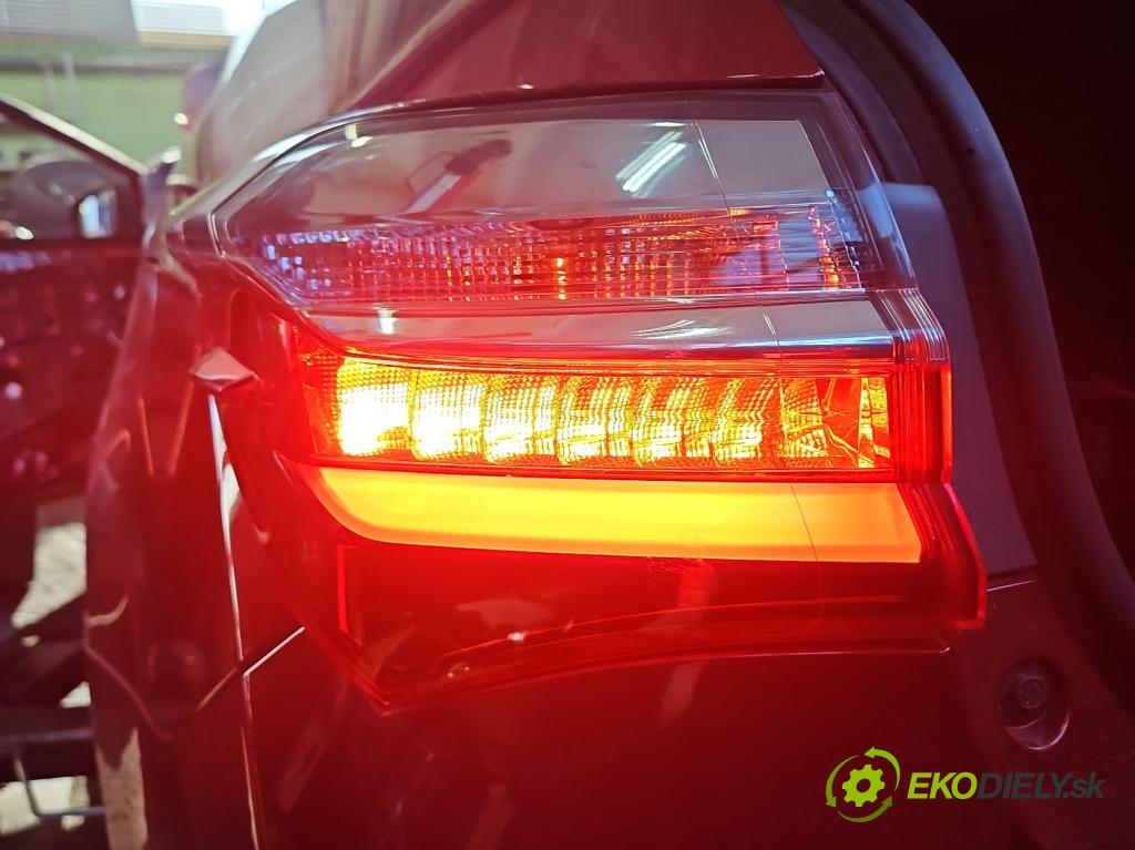 Toyota Corolla E16/E18  2013-2019 1.6 16V 132  HP manual 97 kW 1598 cm3 4- svetlo / reflektor zadné ľavé 81560-02A80 (Kľučka dverí ostatné)