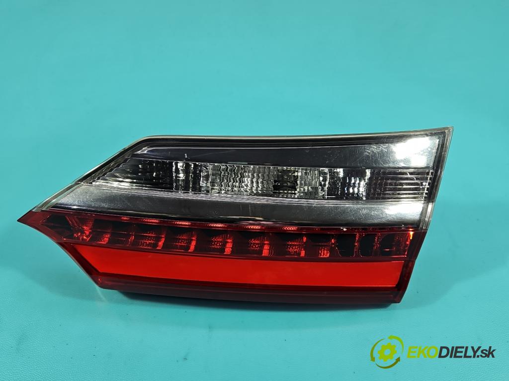 Toyota Corolla E16/E18  2013-2019 1.6 16V 132  HP manual 97 kW 1598 cm3 4- svetlo / reflektor zadné pravé 81580-02A30 (Kľučka dverí ostatné)
