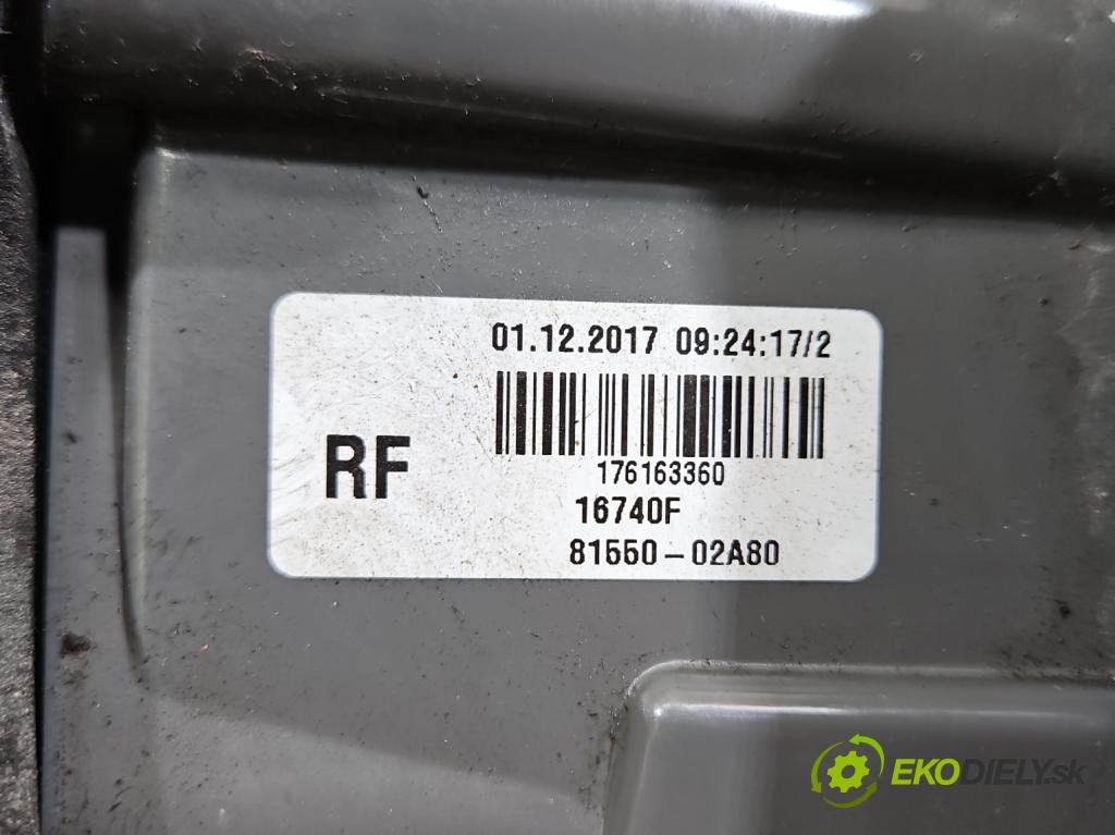 Toyota Corolla E16/E18  2013-2019 1.6 16V 132  HP manual 97 kW 1598 cm3 4- svetlo / reflektor zadné pravé 81550-02A80 (Kľučka dverí ostatné)