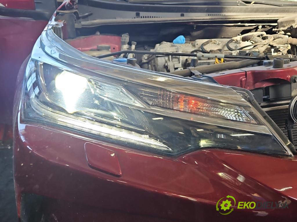 Toyota Corolla E16/E18  2013-2019 1.6 16V 132  HP manual 97 kW 1598 cm3 4- Reflektor: pravý 223357572 (Svetlo predné pravé)