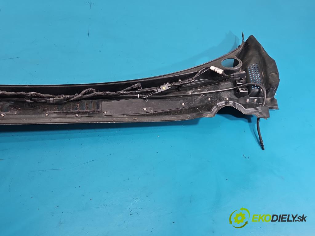 Ford Mondeo Mk5 2014-2022 2.0 16V 140 HP automatic 103 kW 1999 cm3 4- torpédo DS73-F02216-F (Torpédo (plast pod čelným sklom))