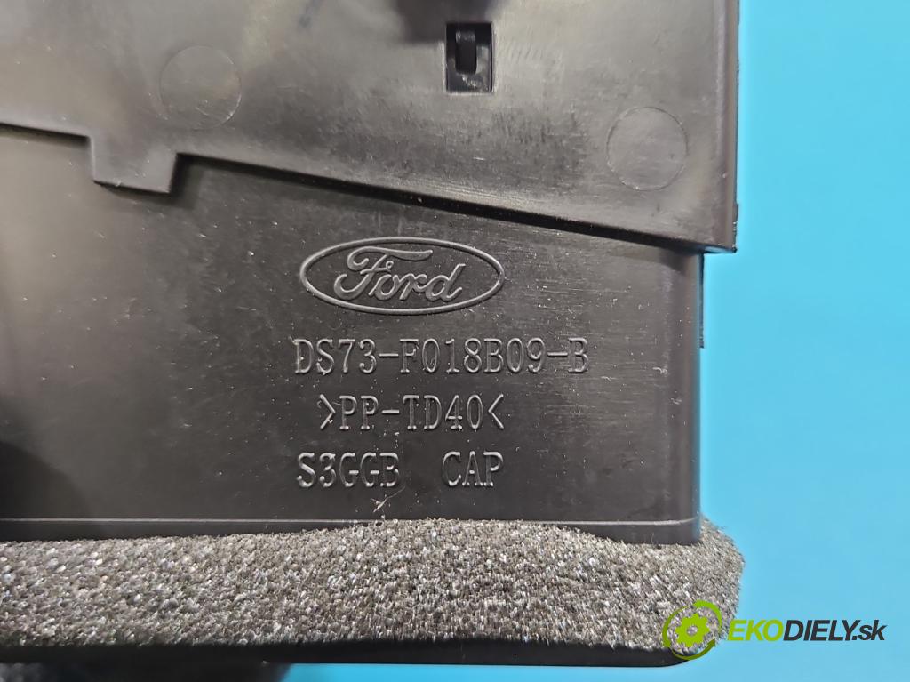 Ford Mondeo Mk5 2014-2022 2.0 16V 140 HP automatic 103 kW 1999 cm3 4- Mřížka: kúrenia ostatné DS73-F018B09-B