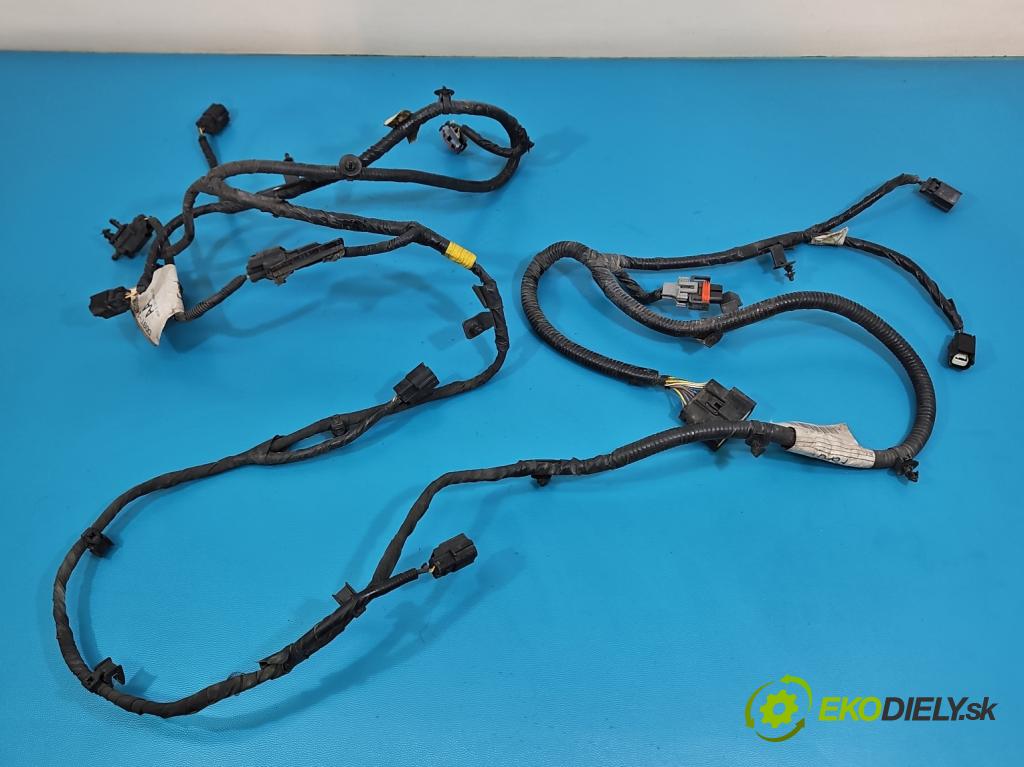 Ford Mondeo Mk5 2014-2022 2.0 16V 140 HP automatic 103 kW 1999 cm3 4- Zväzok: nárazník predné FG9T-15K867-JA