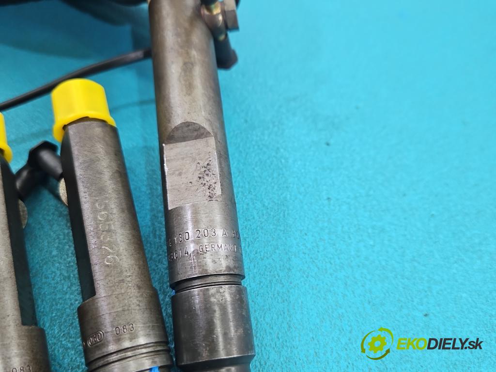 Volvo S80 I 1998-2006 2.5 tdi 140 HP automatic 103 kW 2461 cm3 4- vstrek 0432193614 (Vstrekovač paliva)