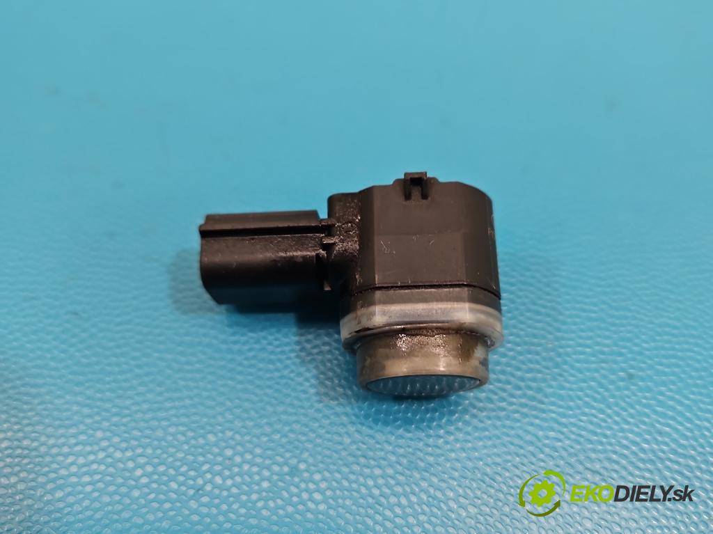 Ford Mondeo Mk5 2014-2022 2.0 16V 140 HP automatic 103 kW 1999 cm3 4- snímač parkovaní: F1CT-15K859-AAW