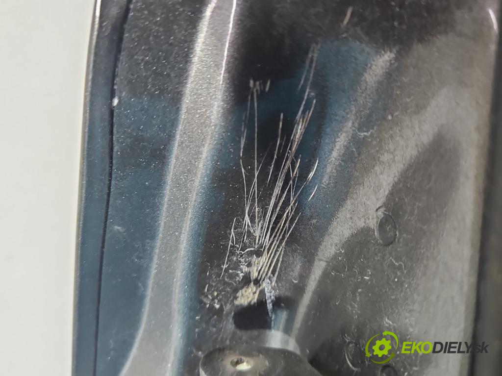 Peugeot 301 1.6 hdi 99 HP manual 73 kW 1560 cm3 4- dvere predné pravé  (Kľučka dverí ostatné)