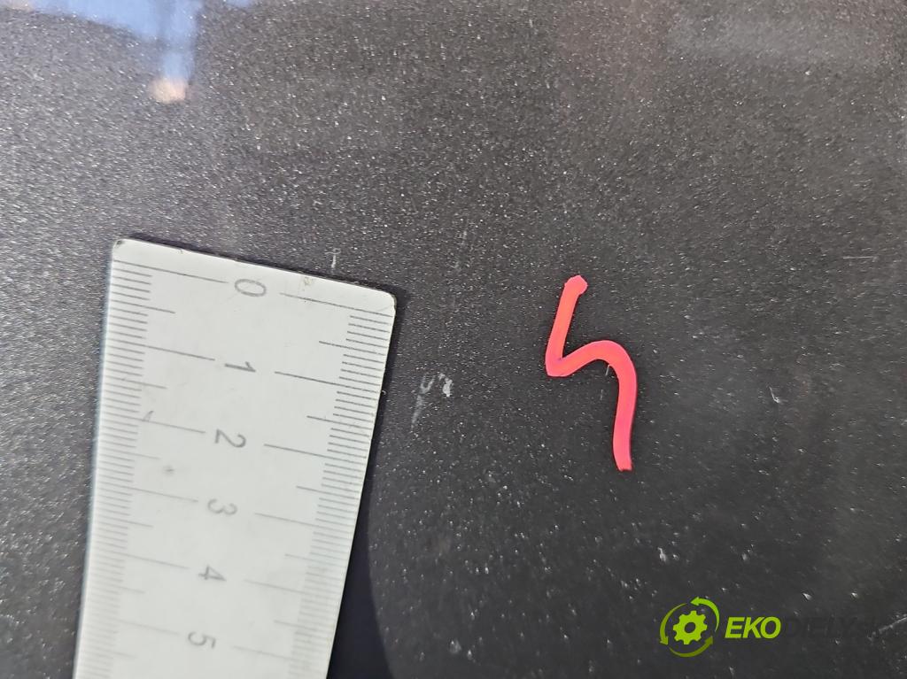 Peugeot 301 1.6 hdi 99 HP manual 73 kW 1560 cm3 4- dvere zadné ľavé  (Kľučka dverí ostatné)