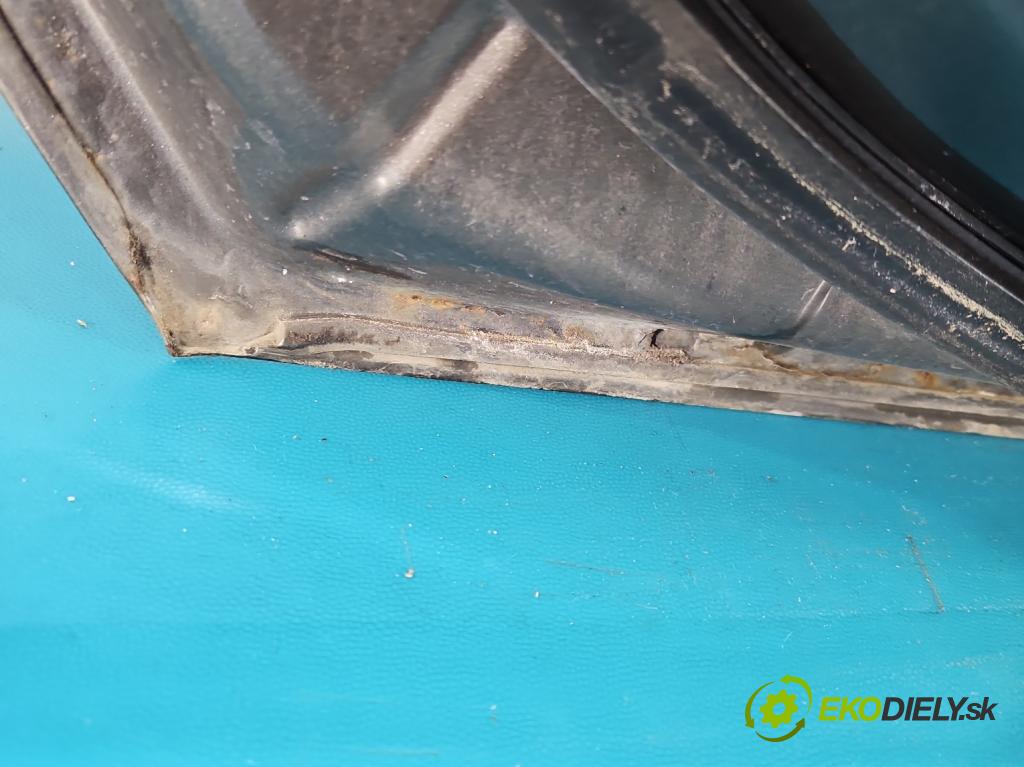 Peugeot 301 1.6 hdi 99 HP manual 73 kW 1560 cm3 4- dvere zadné ľavé  (Kľučka dverí ostatné)