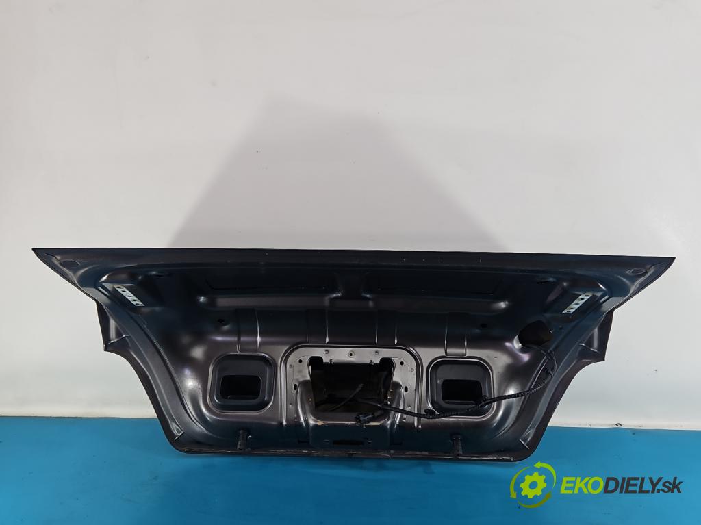 Peugeot 301 1.6 hdi 99 HP manual 73 kW 1560 cm3 4- zadna kufor  (Kapota zadná (kufor))