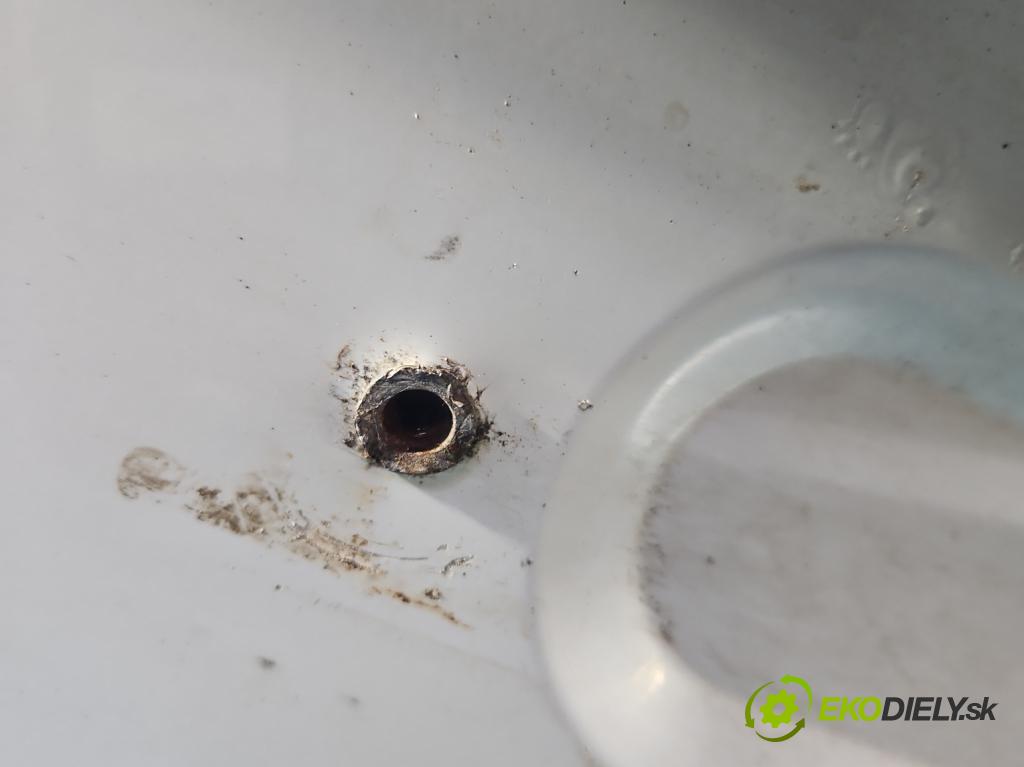 Skoda Octavia IV 2019- 2.0 TDI 116 hp manual 85 kW 1968 cm3 5- zadní kufrové dveře  (Zadní kapota (kufr))