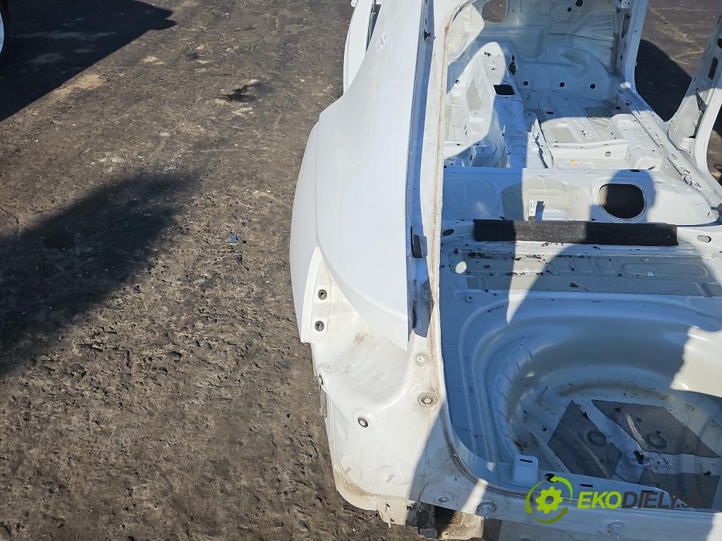 Skoda Octavia IV 2019- 2.0 TDI 116 HP manual 85 kW 1968 cm3 5- blatník zadné ľavý