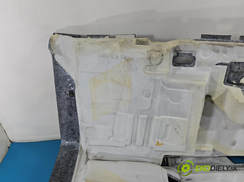 Skoda Octavia IV 2019- 2.0 TDI 116 HP manual 85 kW 1968 cm3 5- koberec do auta ostatné 5E4863021G