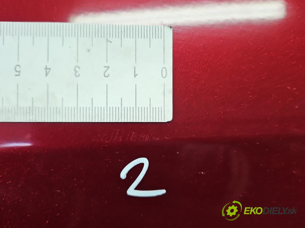 Toyota Corolla E16/E18  2013-2019 1.6 16V 132  HP manual 97 kW 1598 cm3 4- dvere predné ľavé  (Kľučka dverí ostatné)