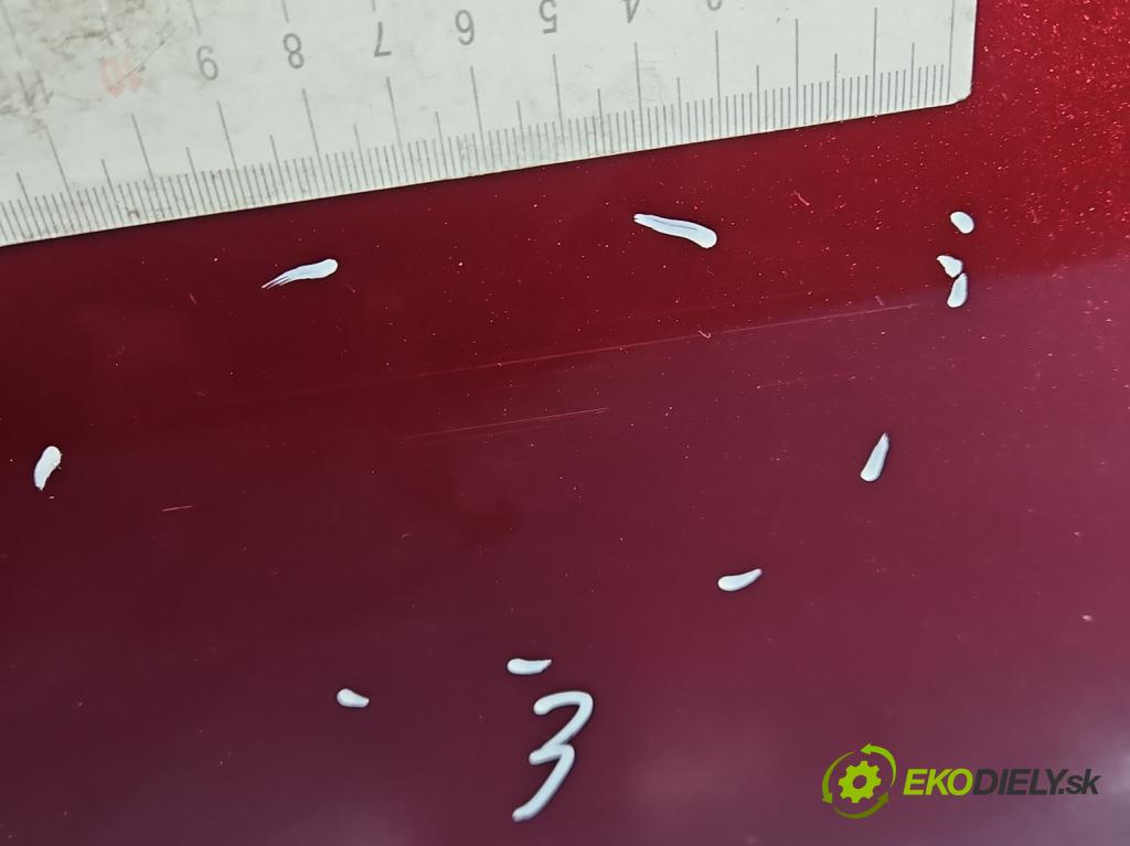 Toyota Corolla E16/E18  2013-2019 1.6 16V 132  HP manual 97 kW 1598 cm3 4- dvere predné pravé  (Kľučka dverí ostatné)