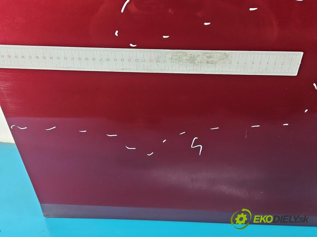 Toyota Corolla E16/E18  2013-2019 1.6 16V 132  HP manual 97 kW 1598 cm3 4- dvere predné pravé  (Kľučka dverí ostatné)