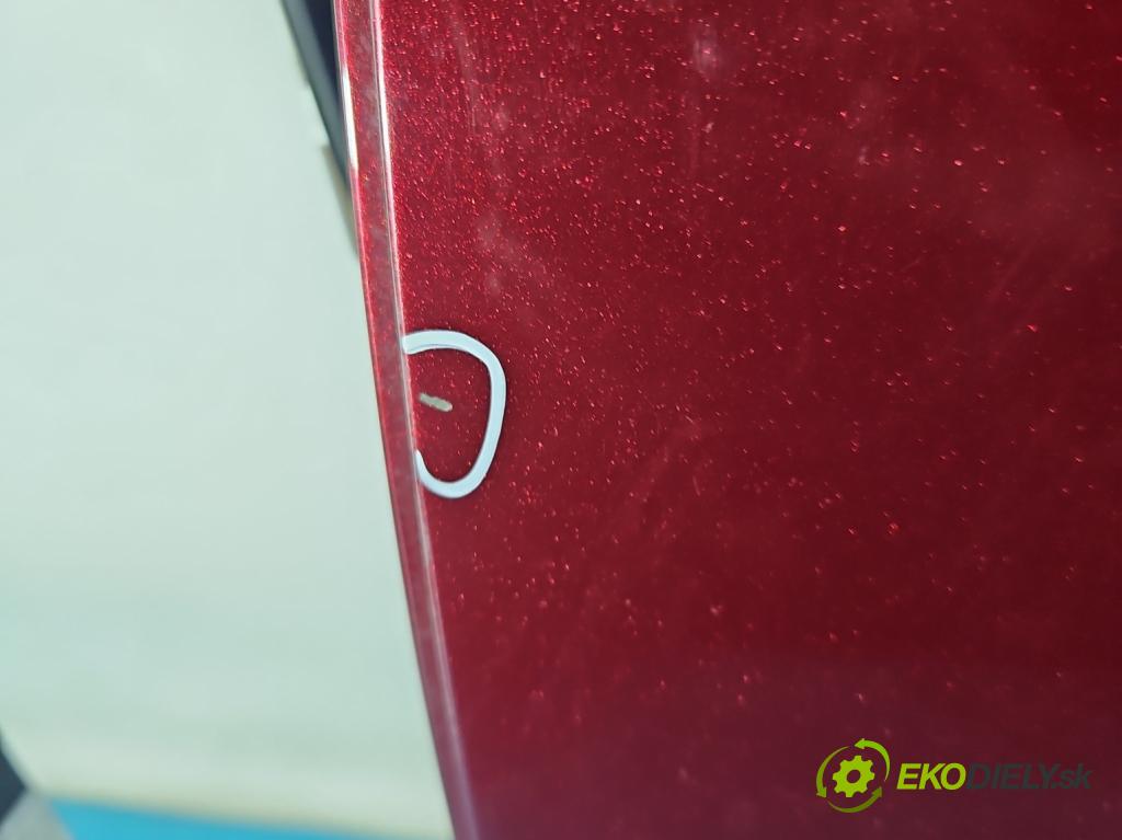 Toyota Corolla E16/E18  2013-2019 1.6 16V 132  HP manual 97 kW 1598 cm3 4- dvere zadné ľavé  (Kľučka dverí ostatné)