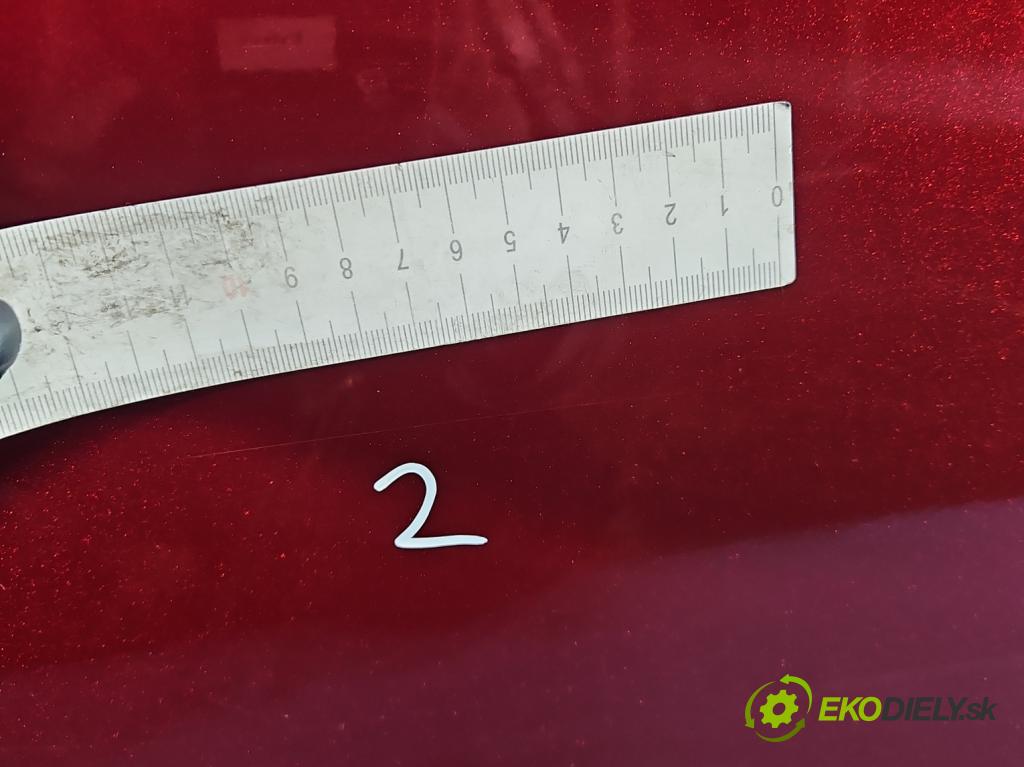 Toyota Corolla E16/E18  2013-2019 1.6 16V 132  HP manual 97 kW 1598 cm3 4- dvere zadné ľavé  (Kľučka dverí ostatné)