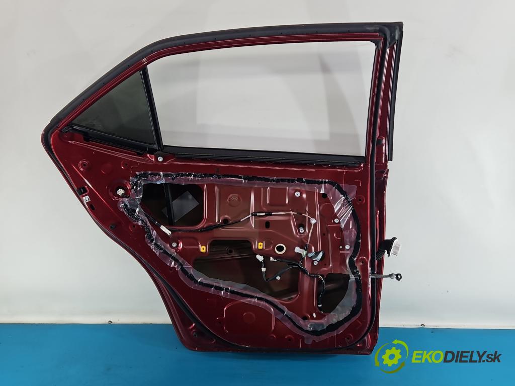 Toyota Corolla E16/E18  2013-2019 1.6 16V 132  HP manual 97 kW 1598 cm3 4- dvere zadné ľavé  (Kľučka dverí ostatné)