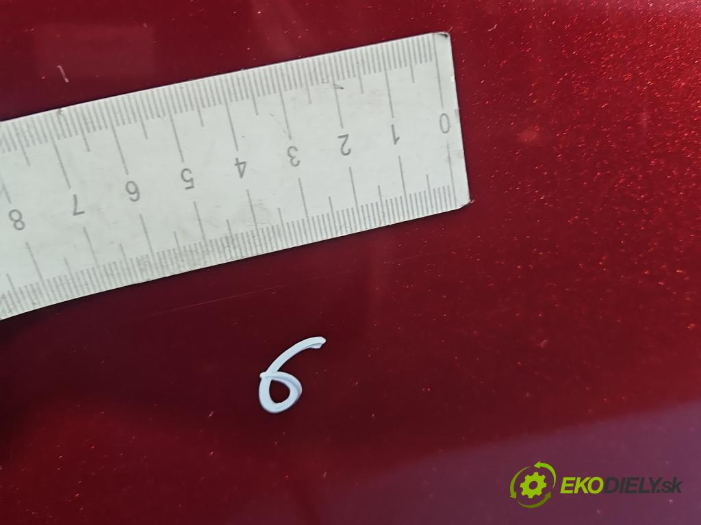 Toyota Corolla E16/E18  2013-2019 1.6 16V 132 hp manual 97 kW 1598 cm3 4- dveře zadní pravé  (Klika dveří ostatní)