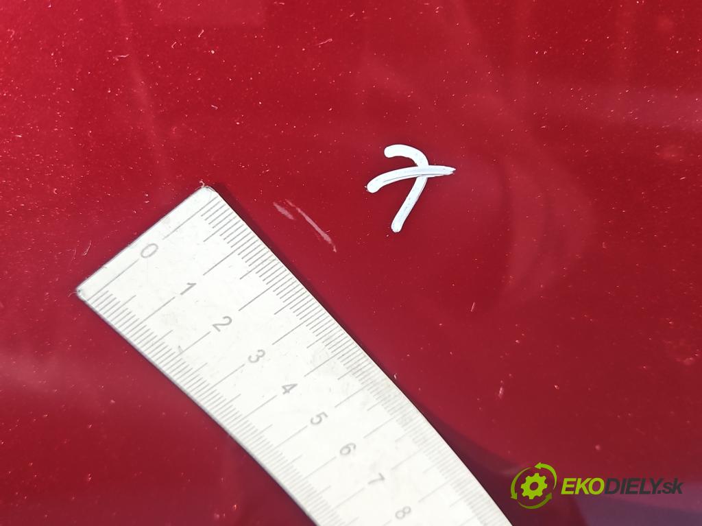 Toyota Corolla E16/E18  2013-2019 1.6 16V 132  HP manual 97 kW 1598 cm3 4- dvere zadné pravé  (Kľučka dverí ostatné)