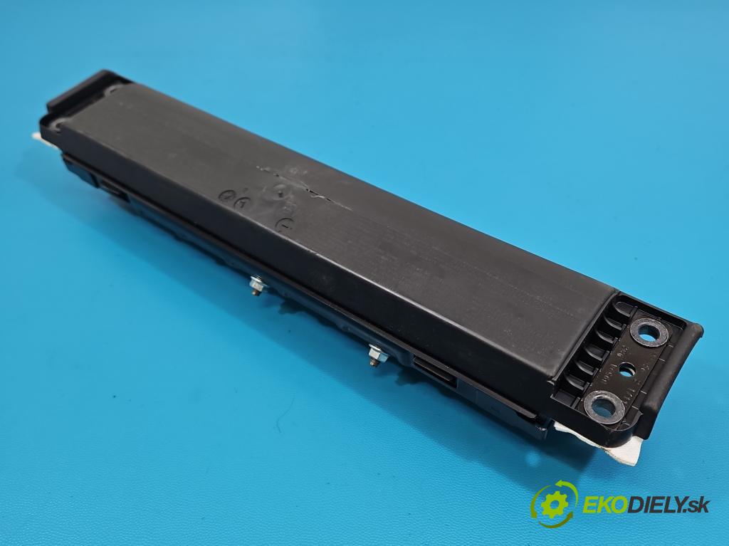 Ford Mondeo Mk5 2014-2022 2.0 16V 140 HP automatic 103 kW 1999 cm3 4- airbag vzduch: DG93-F045J77-AH