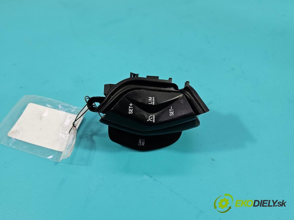 Ford Focus Mk3 2010-2018 1.6 tdci 105 HP manual 77 kW 1560 cm3 5- prepínač multifunkční: řízení: AM5T-9E740-AA (Prepínacie páčky pod volantom)