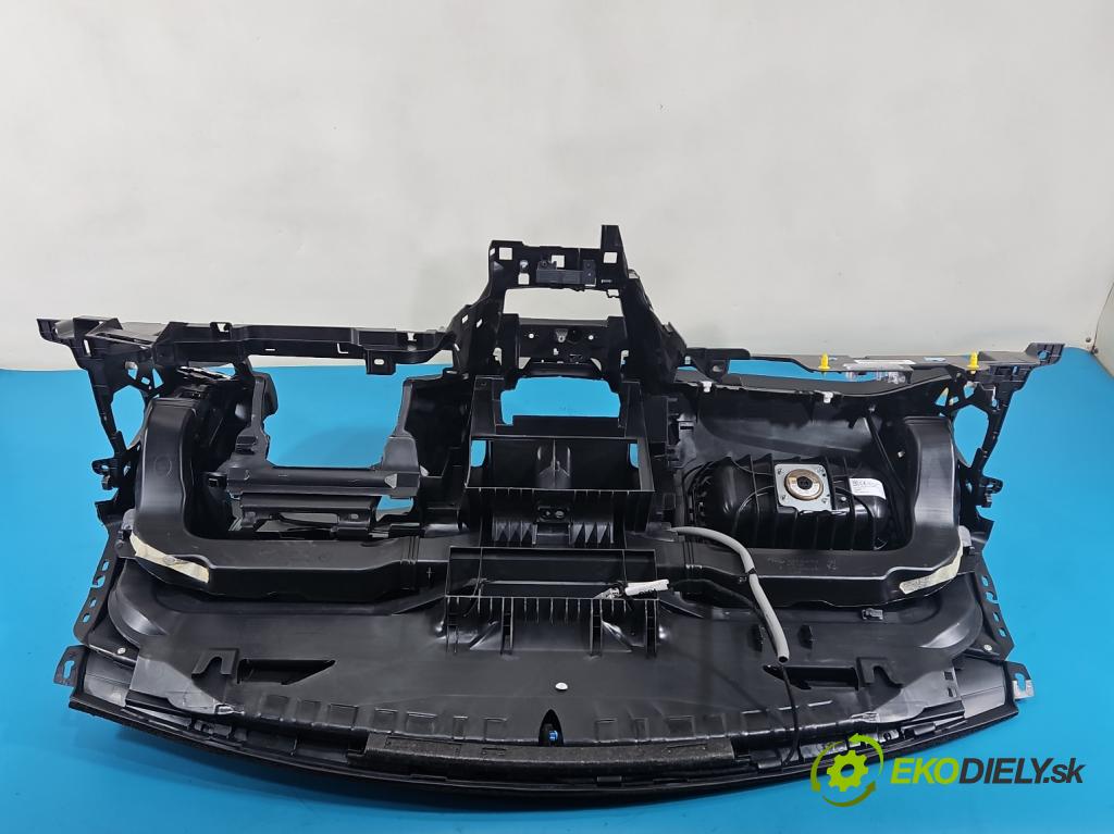 Ford Focus Mk3 2010-2018 1.6 tdci 105 HP manual 77 kW 1560 cm3 5- kokpit,pristrojová doska rozdeľovacia BM51-A044A74-FB