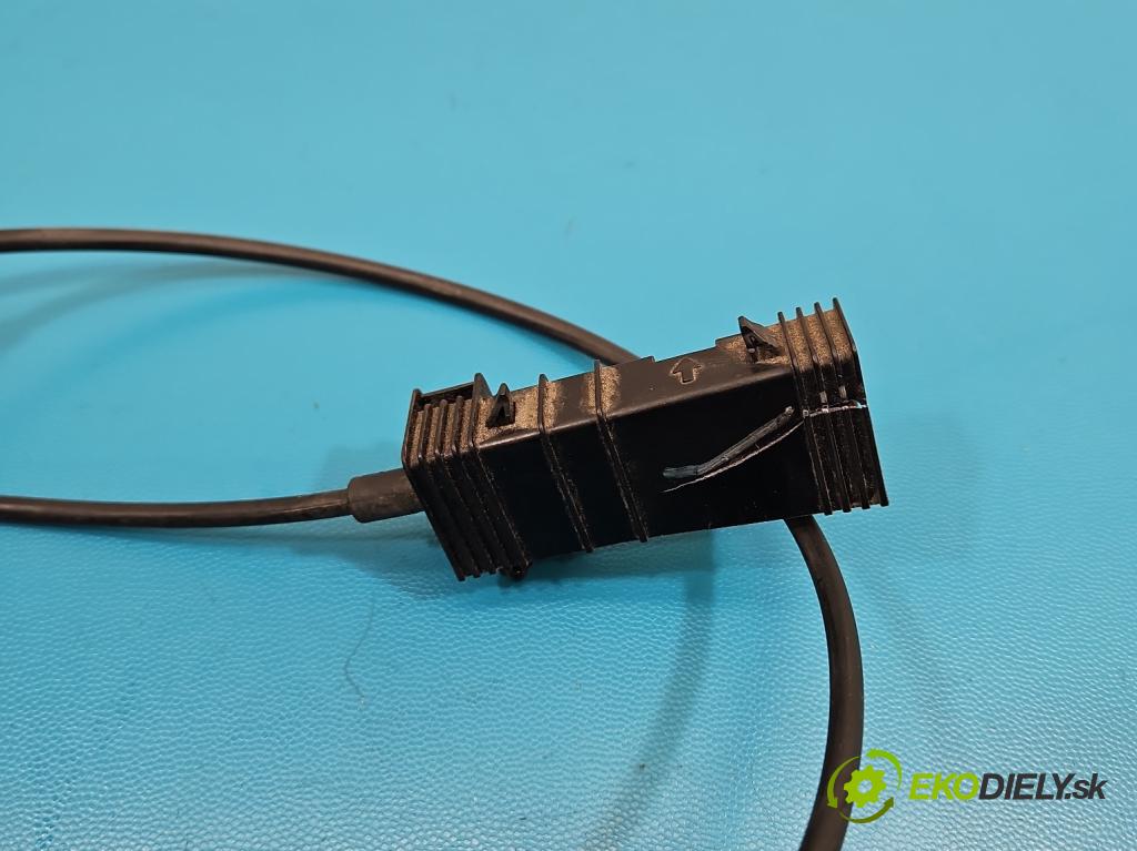 Ford Mondeo Mk5 2014-2022 2.0 16V 140 HP automatic 103 kW 1999 cm3 4- zámok kapoty 3031721