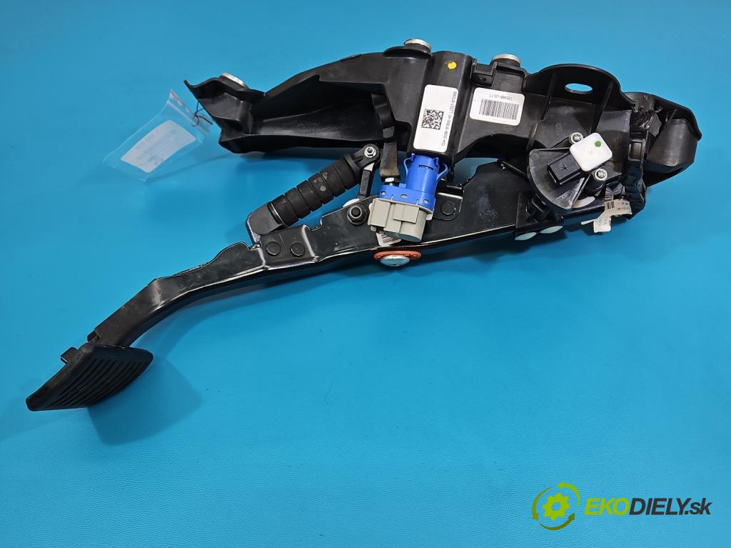 Ford Mondeo Mk5 2014-2022 2.0 16V 140 hp automatic 103 kW 1999 cm3 4- pedály DG98-9F856-HD