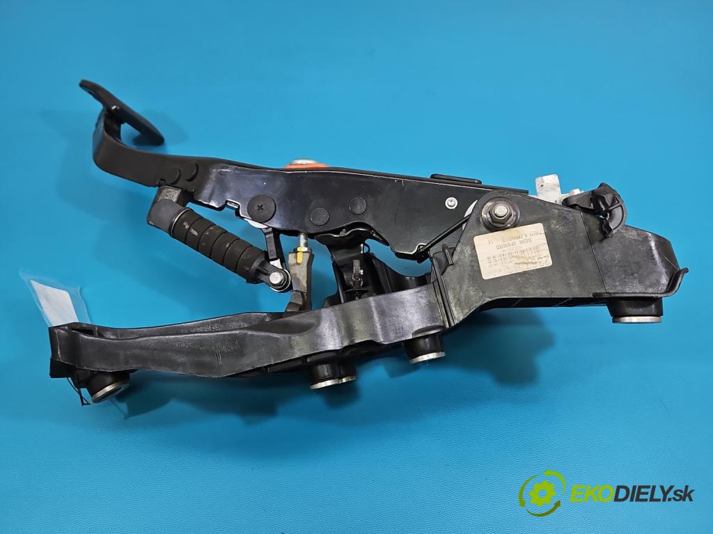 Ford Mondeo Mk5 2014-2022 2.0 16V 140 hp automatic 103 kW 1999 cm3 4- pedály DG98-9F856-HD