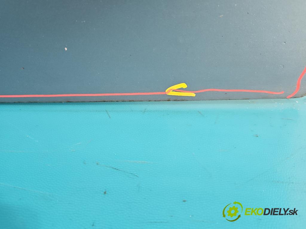 Opel Meriva A 2002-2010 1.6 16V 101 hp manual 74 kW 1598 cm3 5- dveře přední pravé  (Klika dveří ostatní)