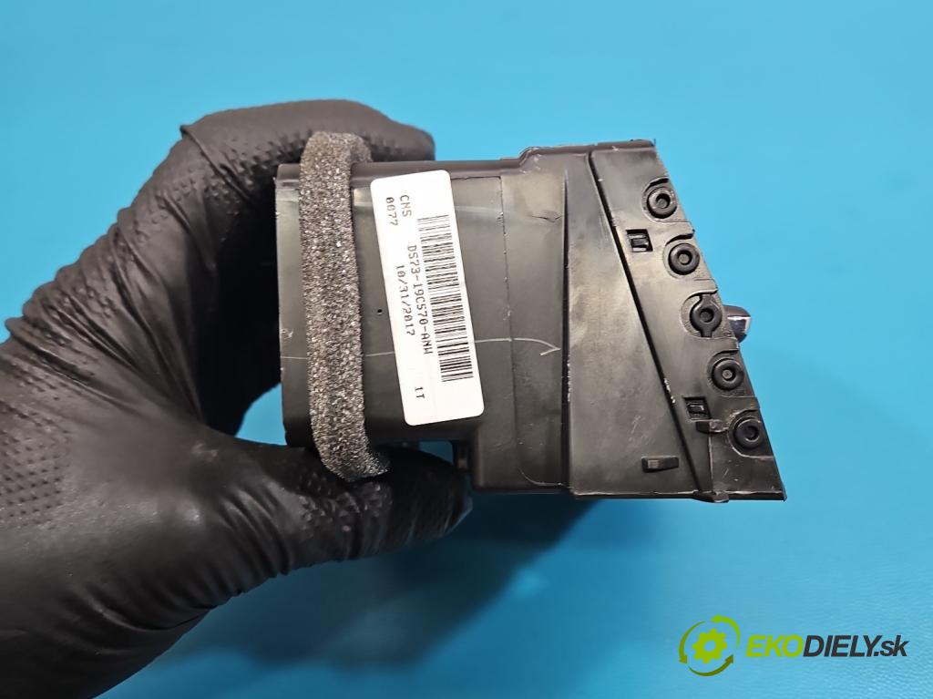 Ford Mondeo Mk5 2014-2022 2.0 16V 140 HP automatic 103 kW 1999 cm3 4- Mřížka: kúrenia ostatné DS73-19C570-A