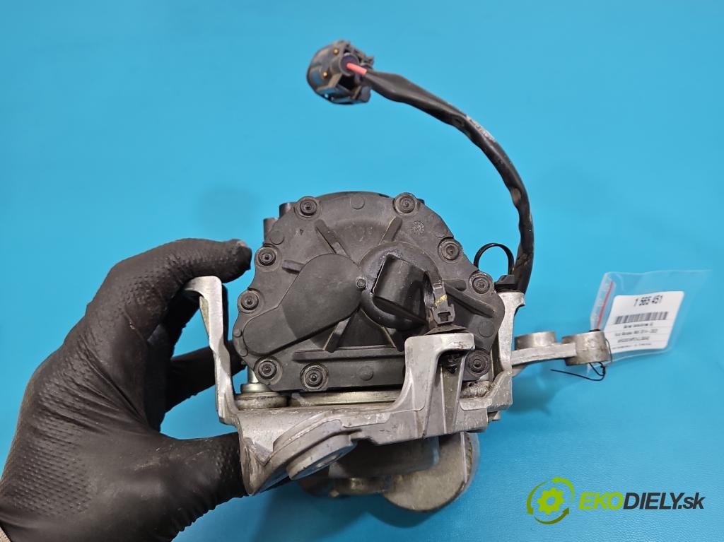 Ford Mondeo Mk5 2014-2022 2.0 16V 140 HP automatic 103 kW 1999 cm3 4- servo brzdové DG982A451-AD