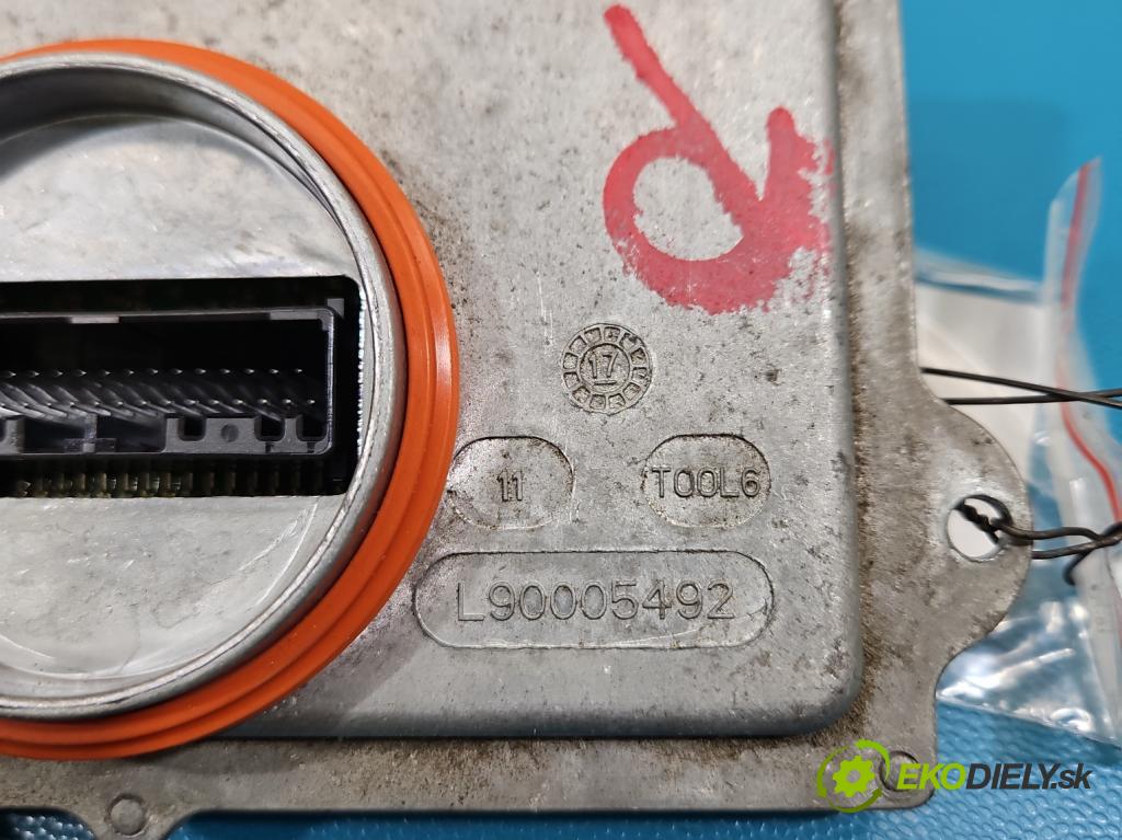 Ford Mondeo Mk5 2014-2022 2.0 16V 140 HP automatic 103 kW 1999 cm3 4- střídač: xenon 90128444 (Riadiaca jednotka xenónu)