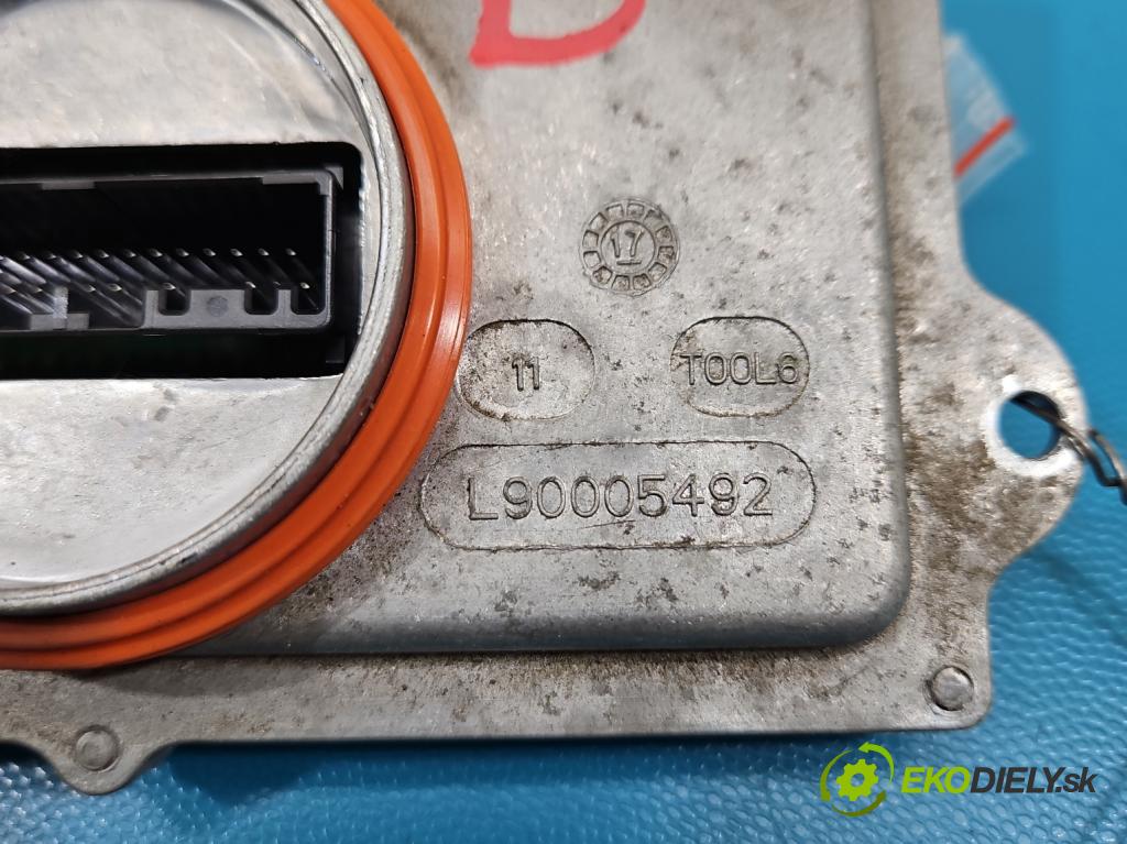 Ford Mondeo Mk5 2014-2022 2.0 16V 140 HP automatic 103 kW 1999 cm3 4- střídač: xenon 90128444 (Riadiaca jednotka xenónu)