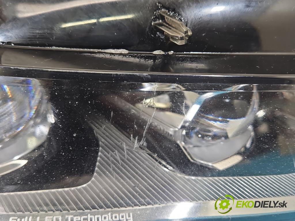 Peugeot 508 II 2018- 1.6 16V 181KM automatic 133 kW 1598 cm3 5- Reflektor: pravý 9823144480 (Svetlo predné pravé)