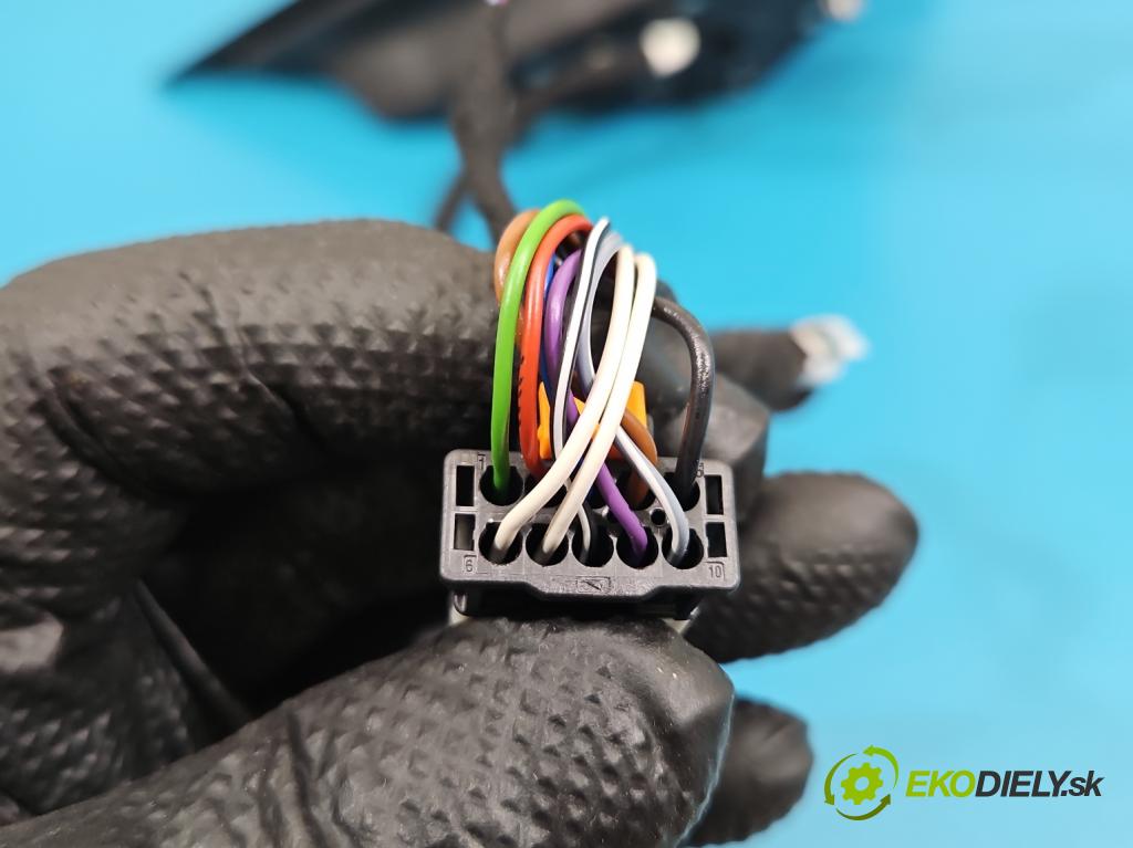 Peugeot 508 II 2018- 1.6 16V 181KM automatic 133 kW 1598 cm3 5- zrkadlo pravé 98170470KL (Kľučka dverí ostatné)