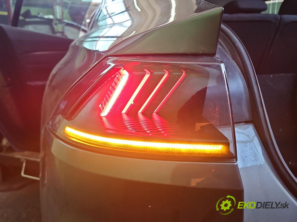 Peugeot 508 II 2018- 1.6 16V 181KM automatic 133 kW 1598 cm3 5- svetlo / reflektor zadné ľavé 9813508680 (Kľučka dverí ostatné)