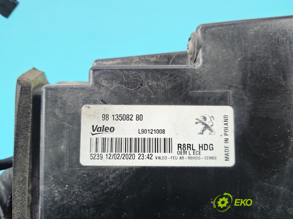 Peugeot 508 II 2018- 1.6 16V 181KM automatic 133 kW 1598 cm3 5- svetlo / reflektor zadné ľavé 9813508280 (Kľučka dverí ostatné)