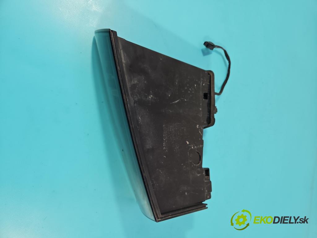 Peugeot 508 II 2018- 1.6 16V 181KM automatic 133 kW 1598 cm3 5- svetlo / reflektor zadné ľavé 9813508280 (Kľučka dverí ostatné)