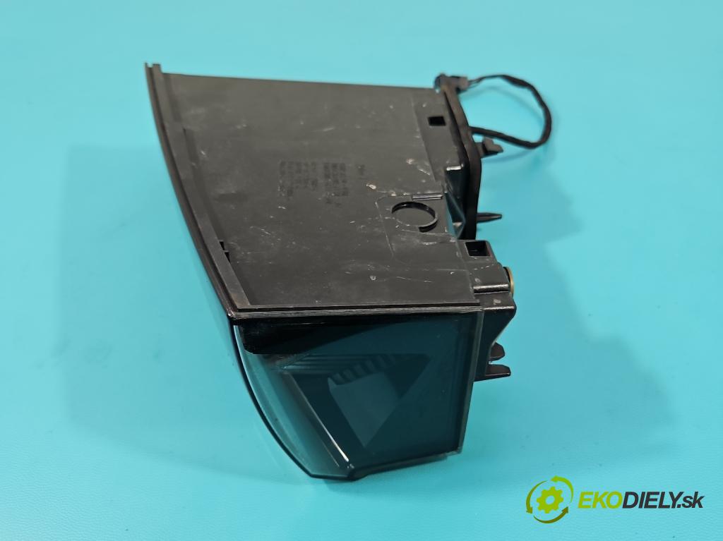 Peugeot 508 II 2018- 1.6 16V 181KM automatic 133 kW 1598 cm3 5- svetlo / reflektor zadné ľavé 9813508280 (Kľučka dverí ostatné)