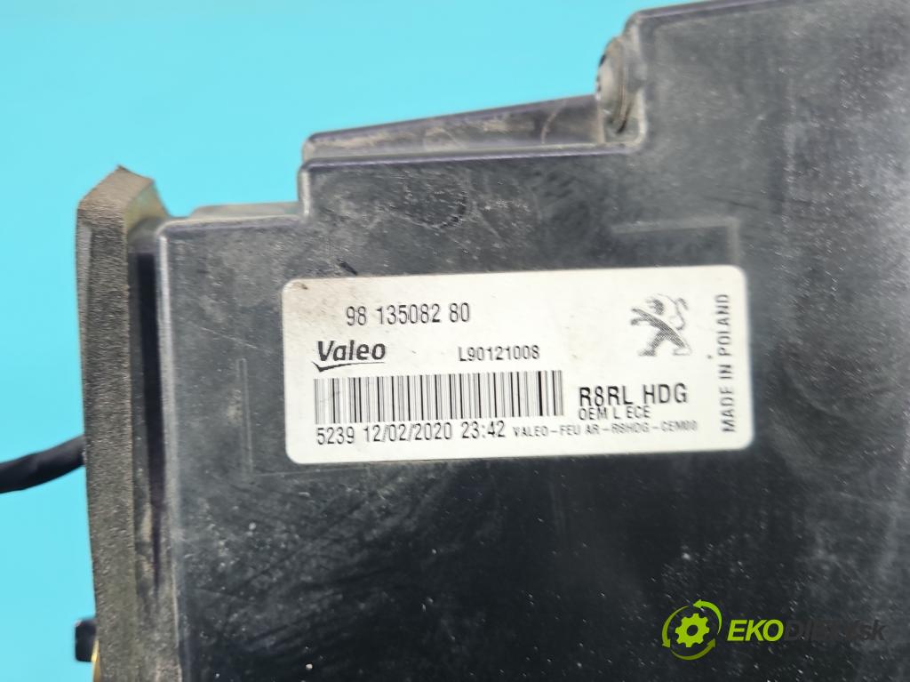 Peugeot 508 II 2018- 1.6 16V 181KM automatic 133 kW 1598 cm3 5- svetlo / reflektor zadné ľavé 9813508280 (Kľučka dverí ostatné)